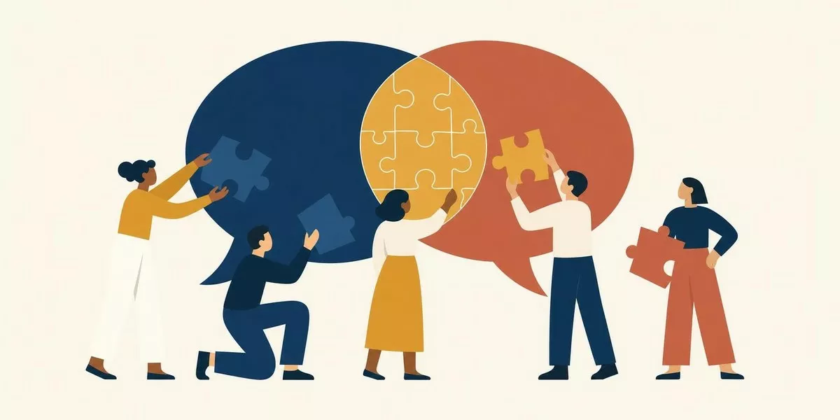 Illustration: Mehrere stilisierte Figuren fügen gemeinsam zwei überlappende Sprechblasen zusammen, deren Schnittmenge sich ineinander verzahnt und golden hervorgehoben ist